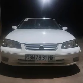 Toyota Camry 1998