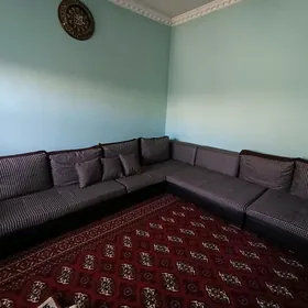 3 угодник диван