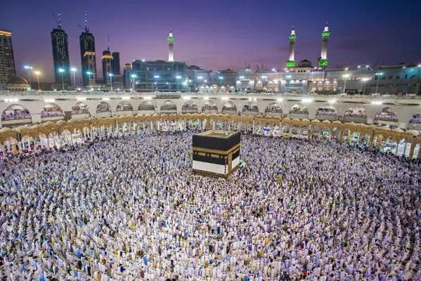 Haj parzyny berjaý etmek üçin Türkmenistandan 289 zyýaratçy Saud Arabystanyna iberiler