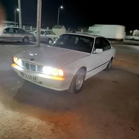 BMW 525 1990
