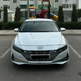 Hyundai Elantra 2021