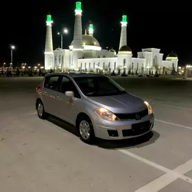 Nissan Versa 2010
