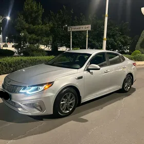 Kia Optima 2020