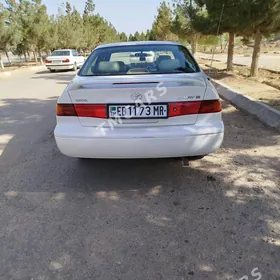 Toyota Camry 1999
