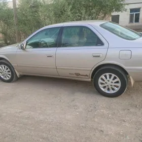 Toyota Camry 2000