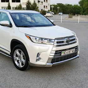 Toyota Highlander 2018