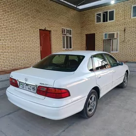 Toyota Avalon 1999