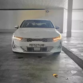 Kia K5 2021