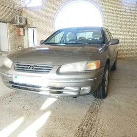 Toyota Camry 1998