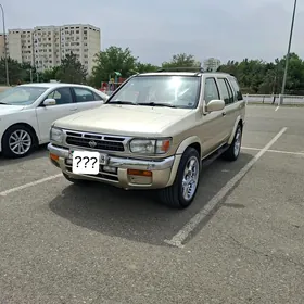 Nissan Pathfinder 1998