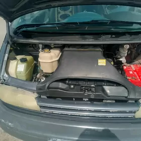 Toyota Previa 1994