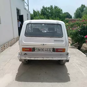 Lada Niva 1989