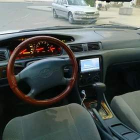 Toyota Camry 2000