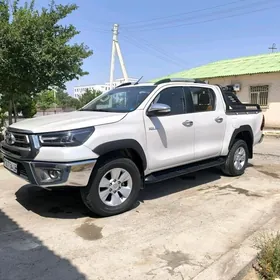Toyota Hilux 2016