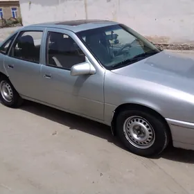 Opel Vectra 1989