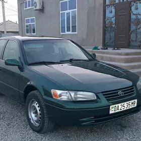 Toyota Camry 1999
