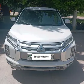 Mitsubishi Outlander Sport 2019