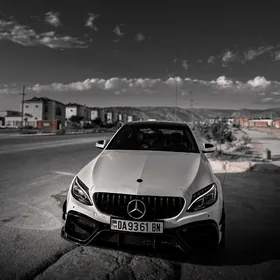 Mercedes-Benz C-Class 2015