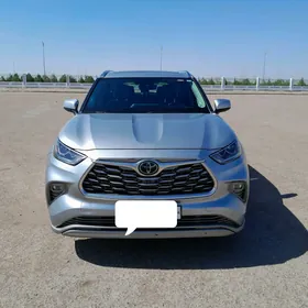 Toyota Highlander 2020
