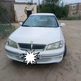 Nissan Sunny 2002