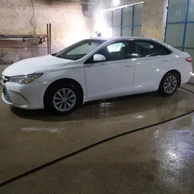 Toyota Camry 2017