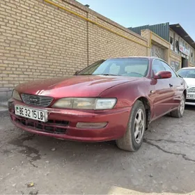 Toyota Carina 1995