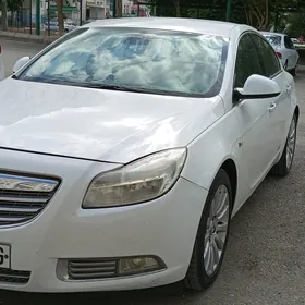 Opel Insignia 2011