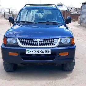 Mitsubishi Montero Sport 1999