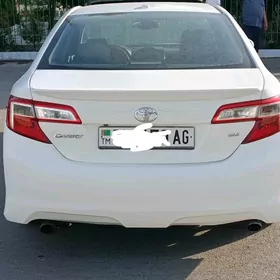 Toyota Camry 2013