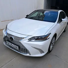 Lexus ES 350 2021