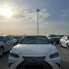 Lexus ES 350 2024