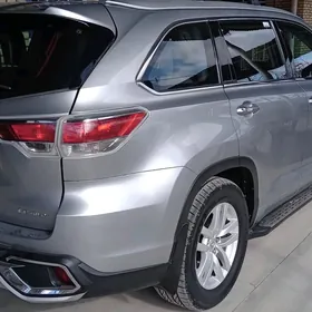 Toyota Highlander 2014