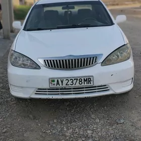 Toyota Camry 2004