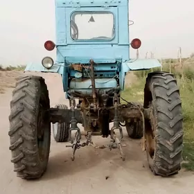 MTZ T-28 1985