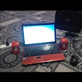 NOUTBUK TOSHIBA