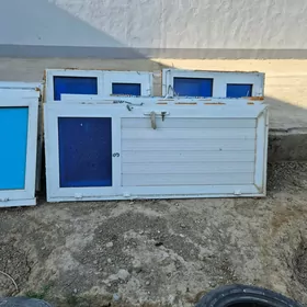Gapy apişge