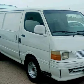 Toyota Hiace 2003