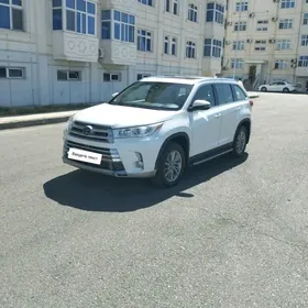 Toyota Highlander 2019