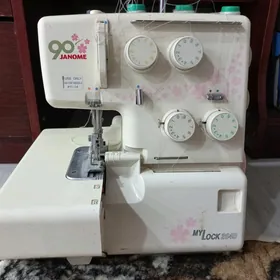 ОВЕРЛОК JANOME