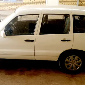 Lada Niva 2006