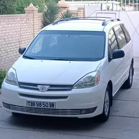 Toyota Sienna 2005