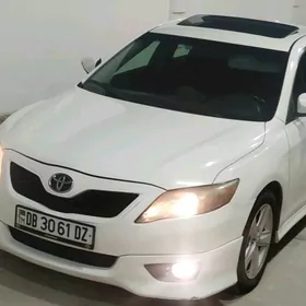 Toyota Camry 2011