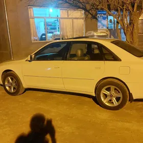 Toyota Avalon 2000