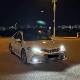 Toyota Camry 2022