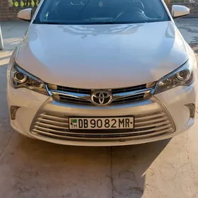 Toyota Camry 2015