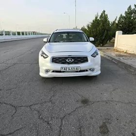 Infiniti FX35 2009