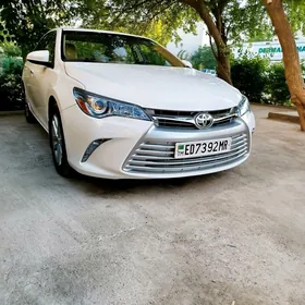 Toyota Camry 2015