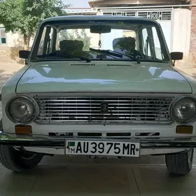 Lada 2104 1980