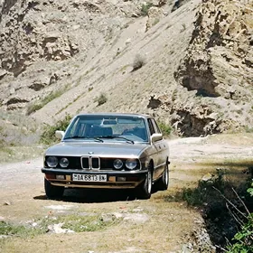 BMW 5 Series 1984
