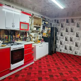 Şevçenko köçe 2 etajly hovly